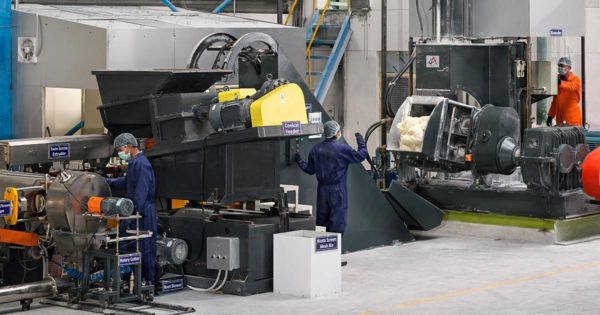 Aludecor-mineral-core-production-unit