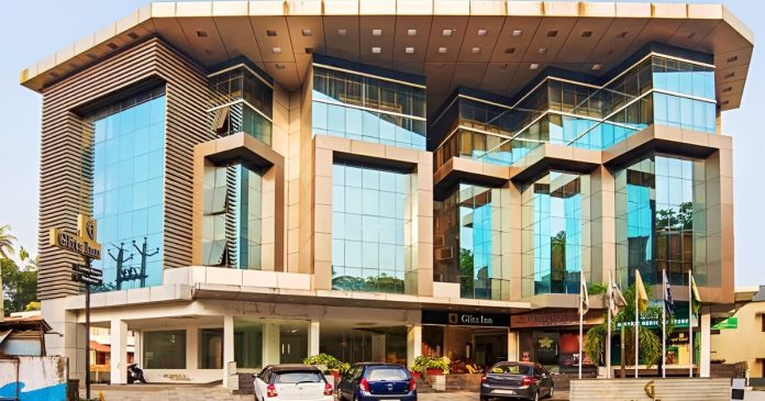 ACP Cladding Vs Paint Cost Longevity and Visual Appeal