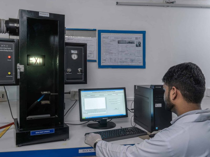 FR - Smoke Density Testing Machine