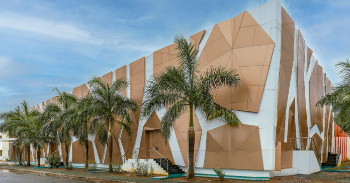 CMC International School